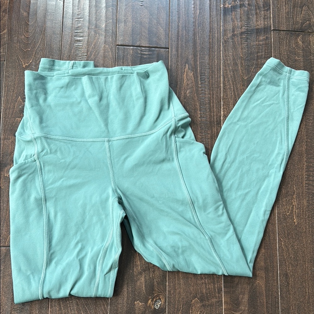 Lululemon align leggings with pockets